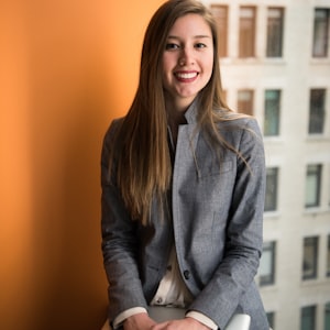 Caroline V., avocate d'affaires